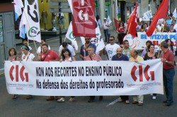 Miles de persoas toman as rúas das cidades galegas contra os recortes laborais e en defensa dos servizos públicos